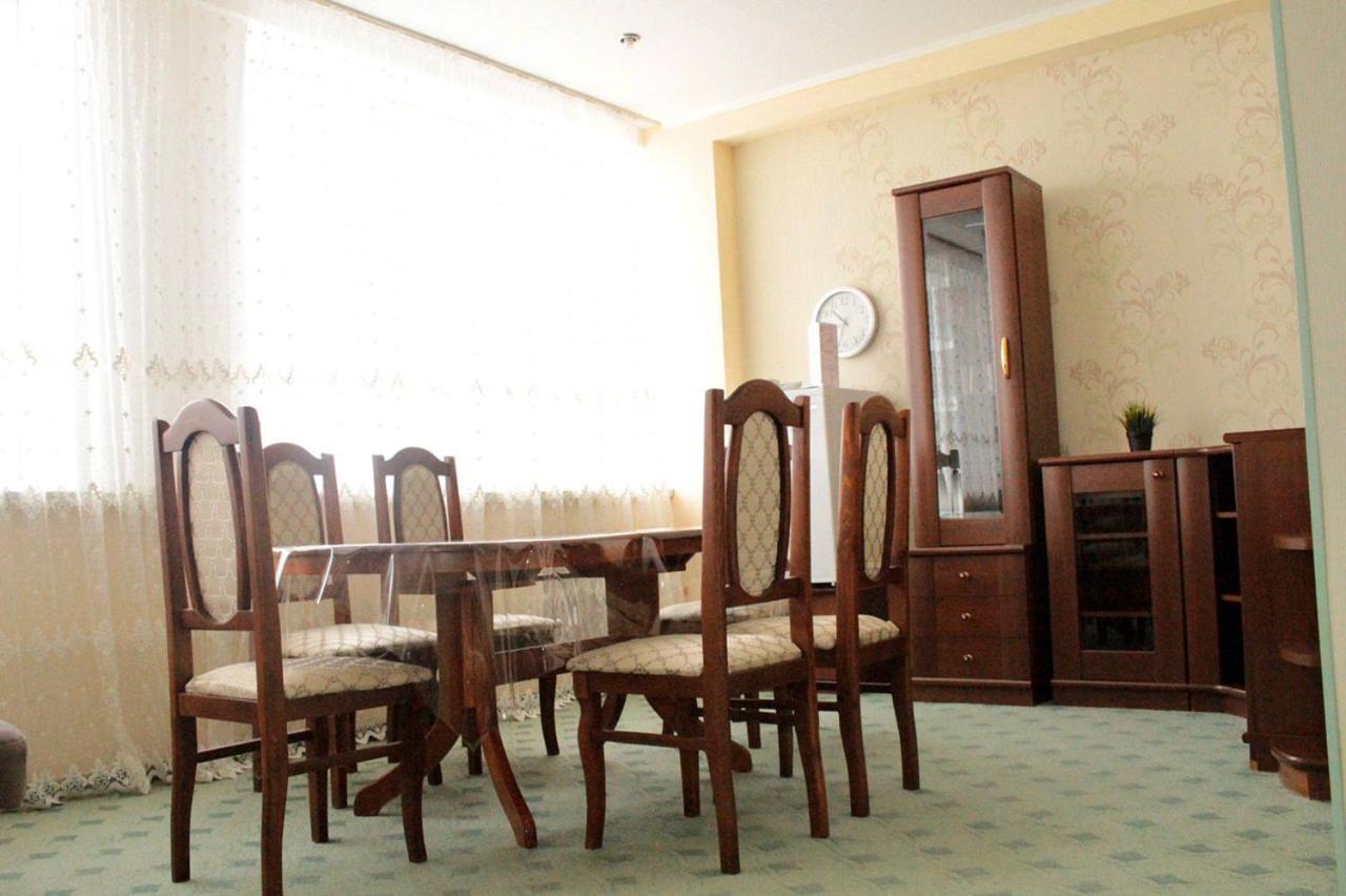 Павлодар Hotel Екстериор снимка